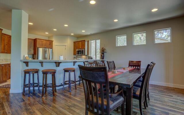 Quinn Creek-Mt Views-4BR/3.5BA