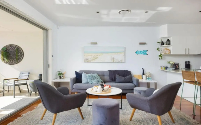 Living the Dream @ Corlette