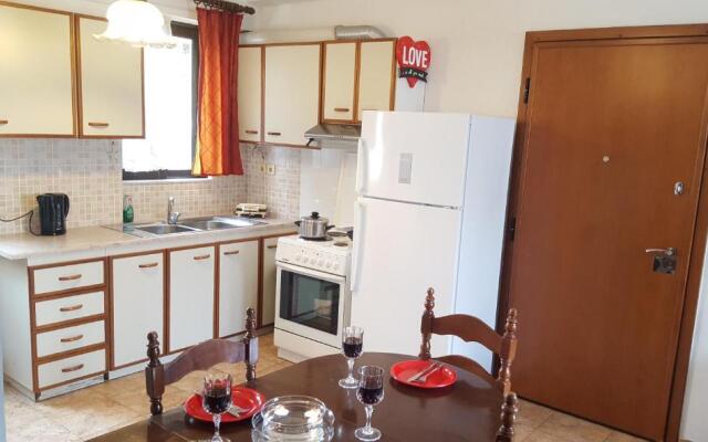 Horizon apartment Athens near to Acropolis, sea & subway- 5min