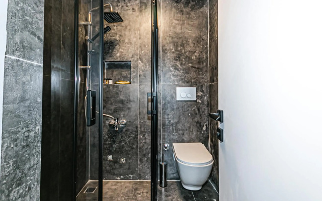 Lara World Hotel