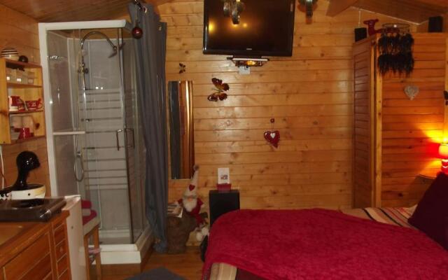 Au Cabanon Chez Nath - chbre d'hôtes - gîte