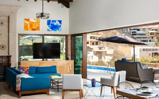 6BD Villa with Ocean Views in Cabo
