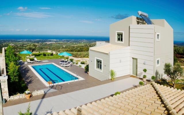 "villa Horizon - Elegance & Privacy With Scenic Views - Extended Pool"