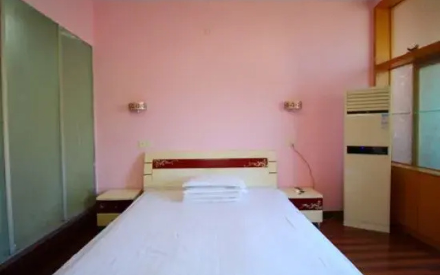 Wuning Longxin Hotel