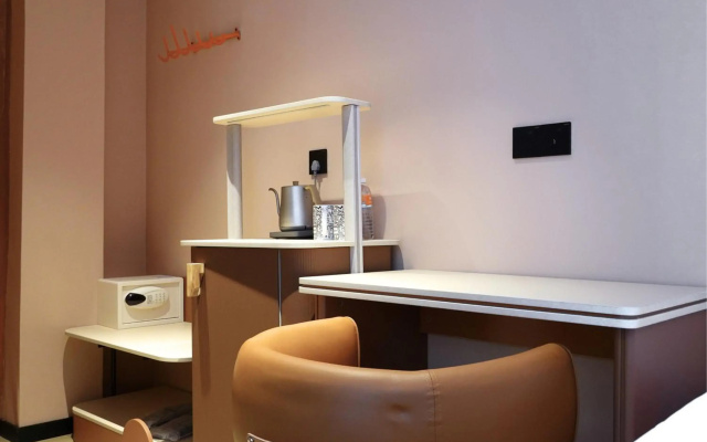 A Hotel Farrer Park - Newly Renovated