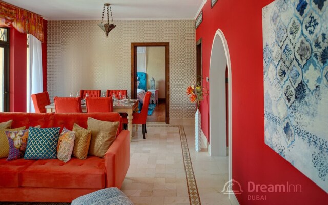 Dream Inn Dubai - Arabian Old Town