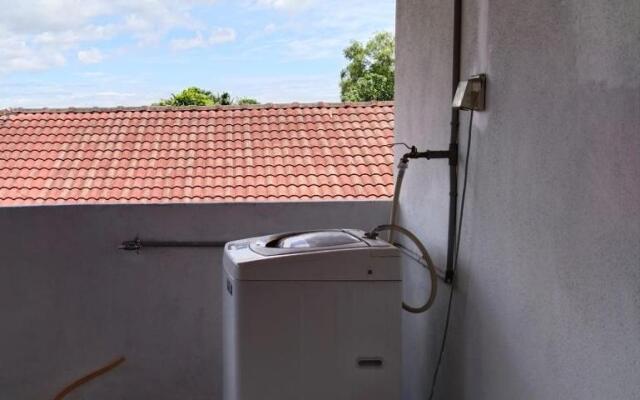 Homestay YatiMizi (Bungalow Station 18, Ipoh)