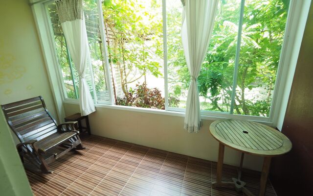 Baan Suan Resort Juree Punsuk