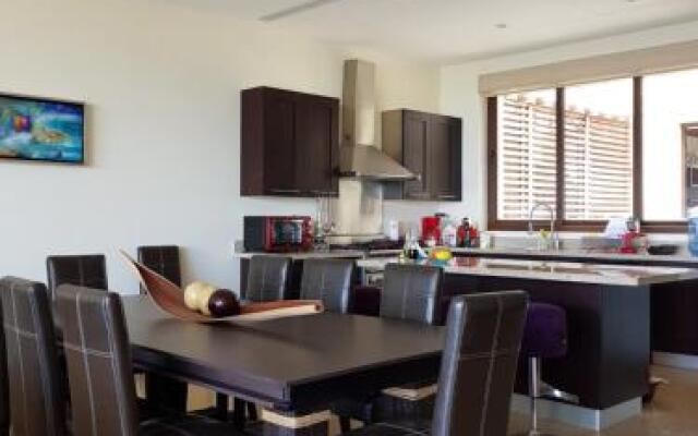 Los Veneros, Torre Agave