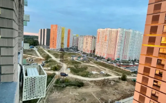 Apartments on the Spacious street, 14