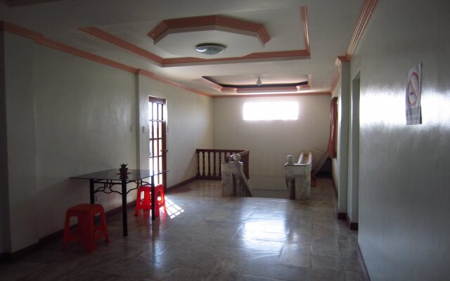 Pe're Aristo Guesthouse