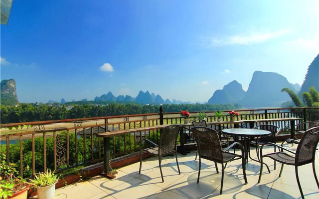 Highpark Riverview Inn