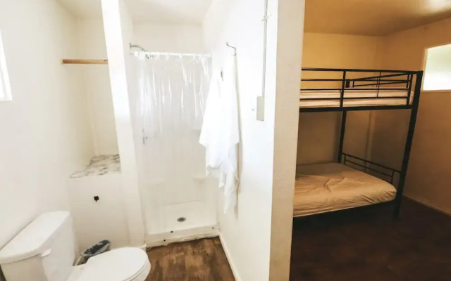 Central Maui Hostel