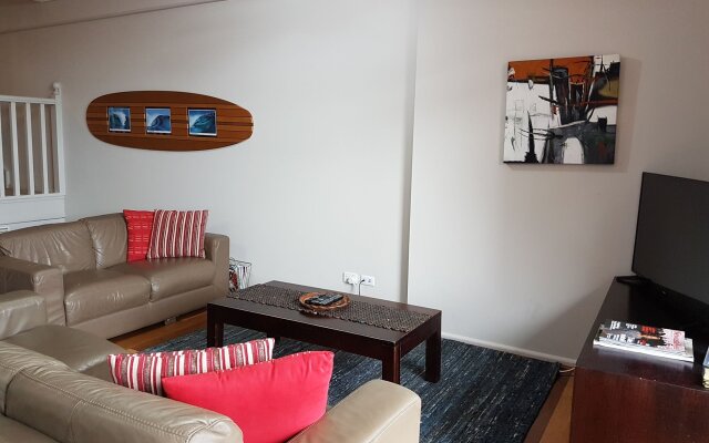 Newcastle Short Stay Apartments - Sandbar Newcastle Beach