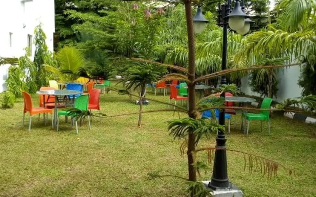 Cadestral Zone Hotel