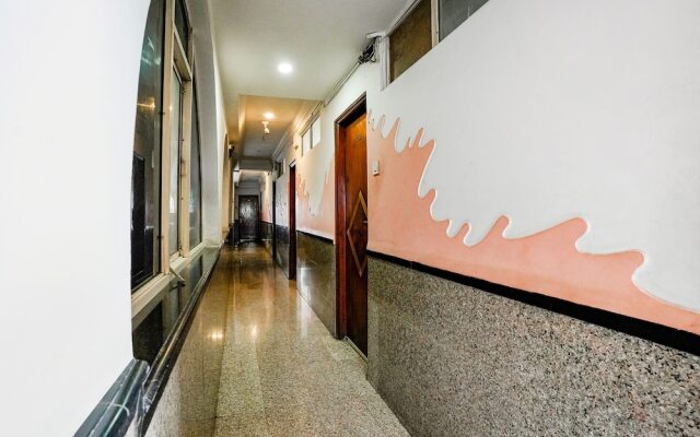 Fabhotel Silver Inn Ii