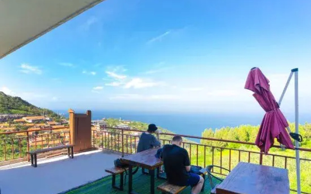 Lingshan Island 10 Miles Homestay