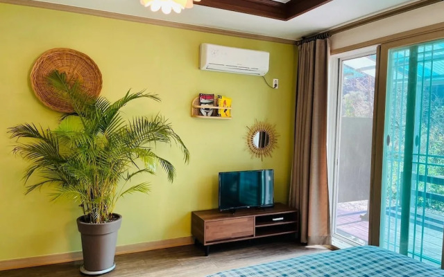 Gapyeong Hutan Pension