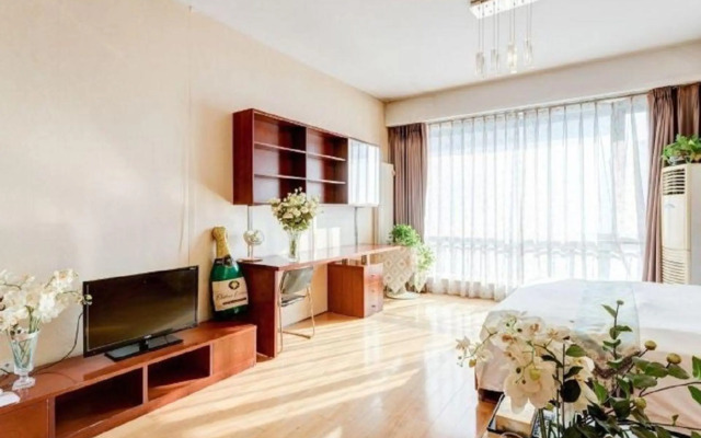 Apple Art Hotel Apartment