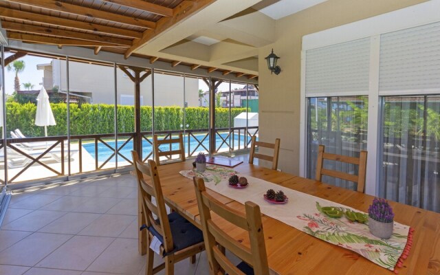 Paradise Town Villa Beltania