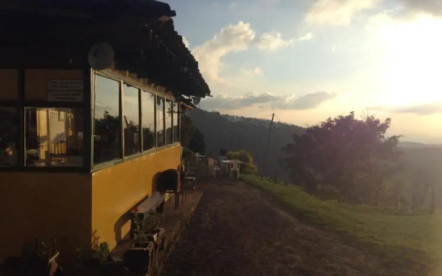 El Mocambo Hostel And Guest House
