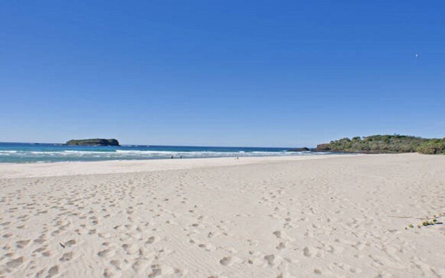 Fingal Beach Shack