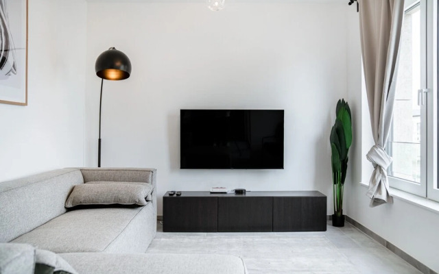 Inviting Apt w Balc & Prkg in Cessange
