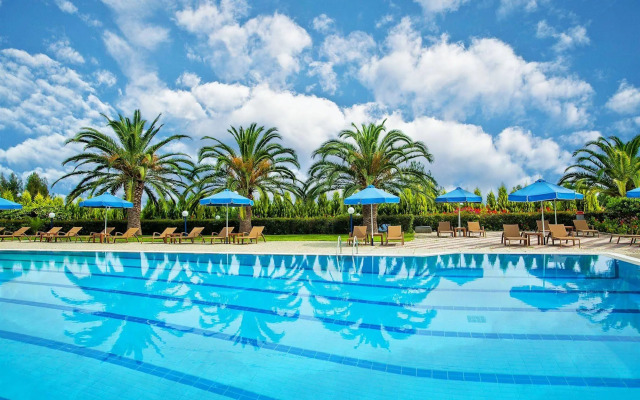 Xenios Port Marina Hotel