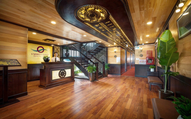 V'Spirit Cruise
