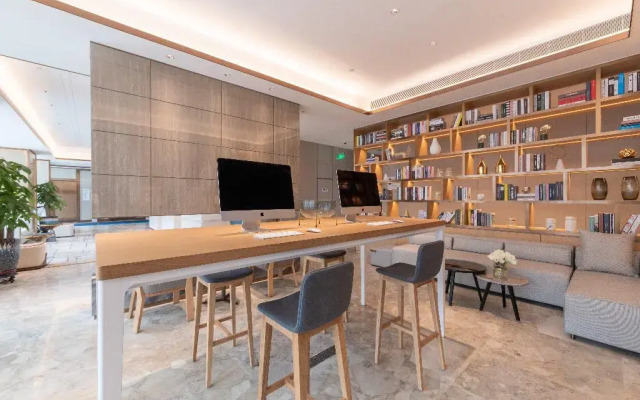 Отель Zhonghao Yueji (Dongguan Humen Junlehui)