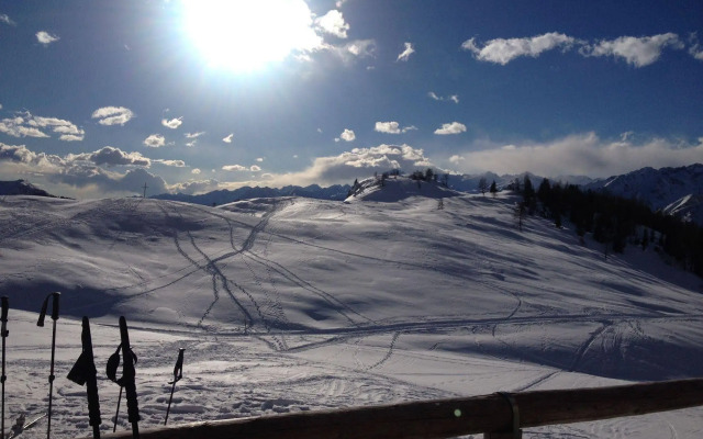 Comano Cattoni Holiday