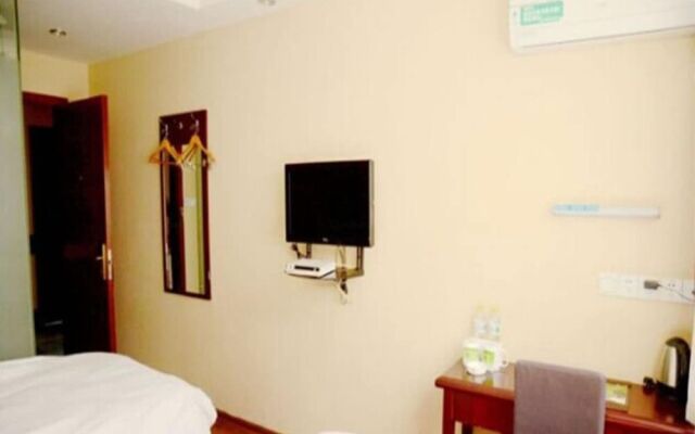 GreenTree Inn  Zhenjiang Dashikou Express Hotel
