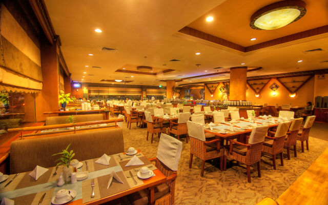 Planet Holiday Hotel & Residence