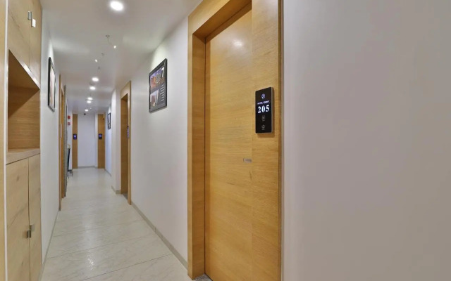 OYO Rooms Near Station Gulambaba Road 2