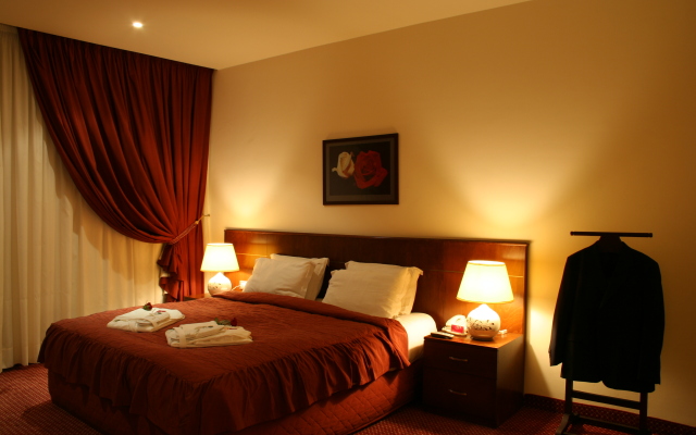 Markazia Suites