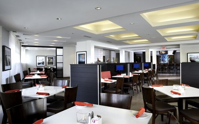 Four Points by Sheraton Mississauga Meadowvale