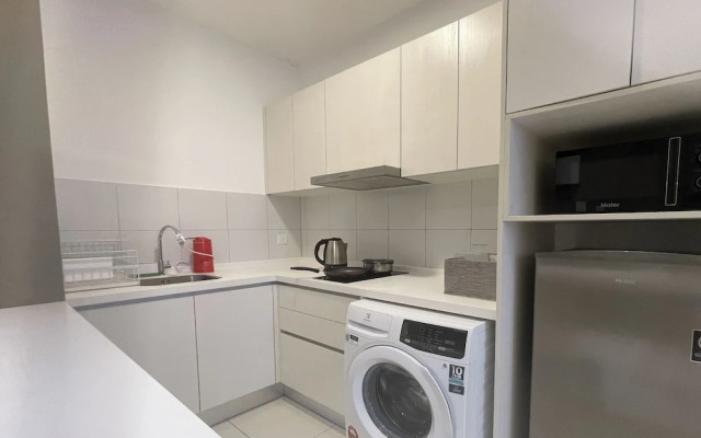 Chambers Residence, Sunway Putra Mall