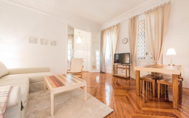 Apartamentos Independientes Mad Alcalá 55