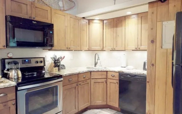 Aspenwood - CoralTree Residence Collection