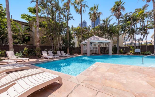 Oaks Gold Coast Hotel