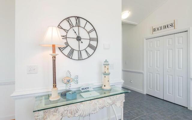 Sea Glass by Oak Island Accommodations