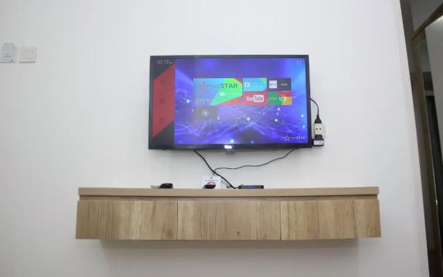 Urban Express HomTel Serpong