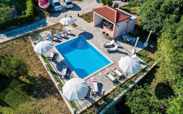 Apartments Mali Paradiso