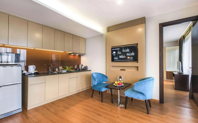 Novotel Suites Hanoi