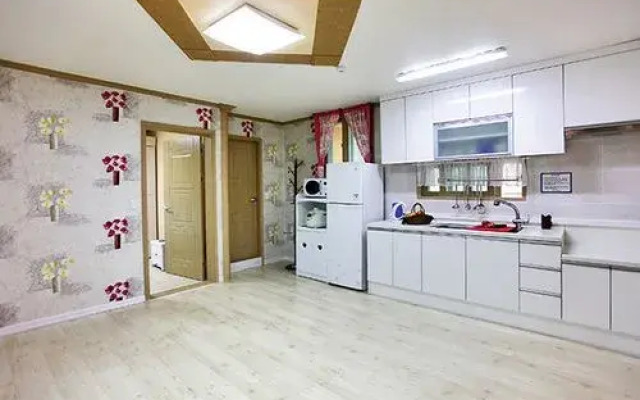 Jeongseon Specific Position Pension