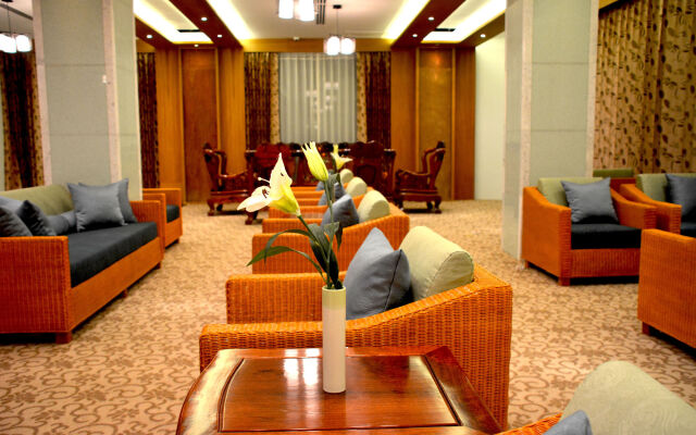 Eastern Palace Hotel