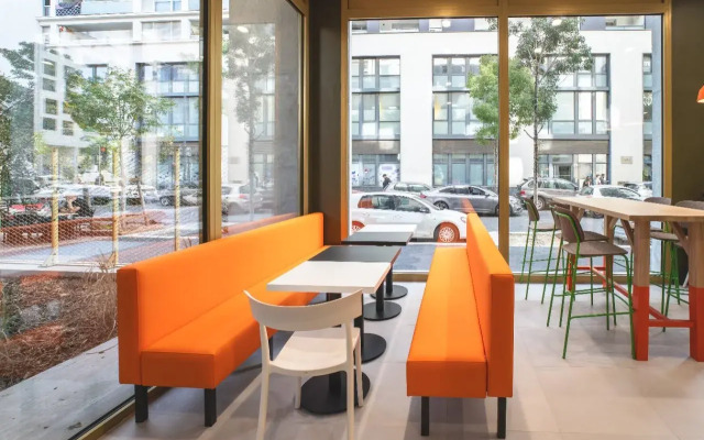 easyHotel Marseille Euromed