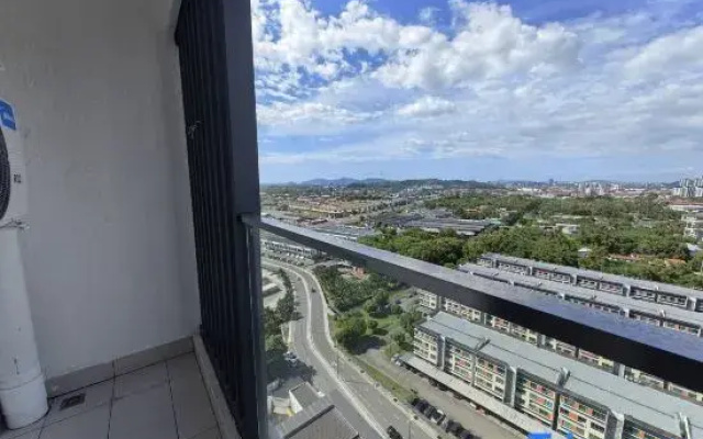 Near Airport K Avenue Homestay by Mino Suite