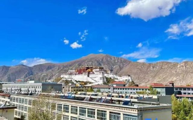Tibet Lhasa Jingu