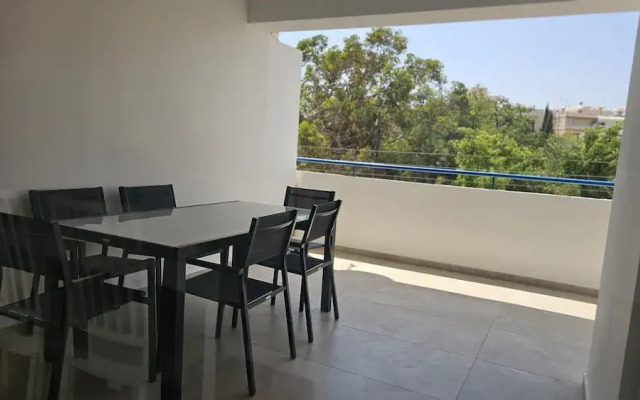 154 LCA - Stay Local Apartment